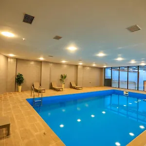 Отель Pine Astoria